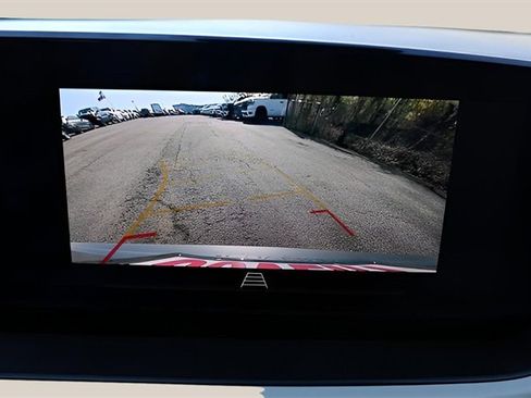 Used 2024 Buick Encore GX Avenir image 23