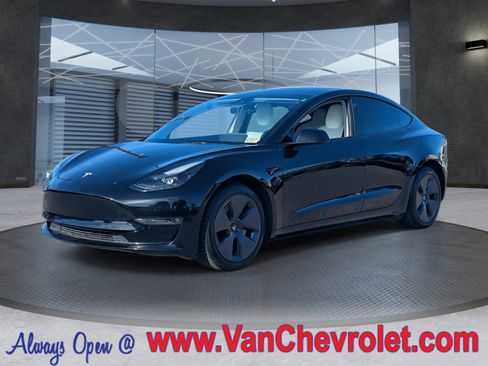 Used 2022 Tesla Model 3 Long Range image 1