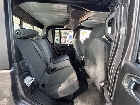 New 2026 Jeep Gladiator Sport AWD/4WD image 31