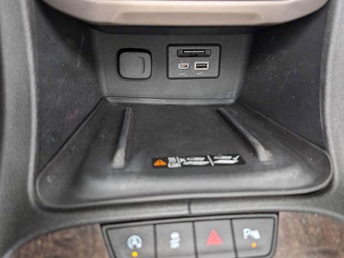 Used 2023 GMC Acadia Denali AWD/4WD image 31