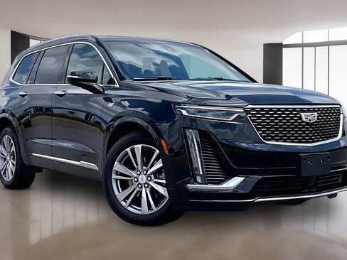 Certified 2025 Cadillac XT6 Premium Luxury w/ Platinum Package AWD/4WD image 11