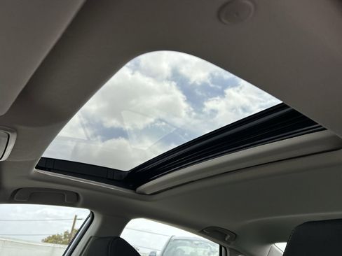 Used 2025 Honda Accord SE image 14