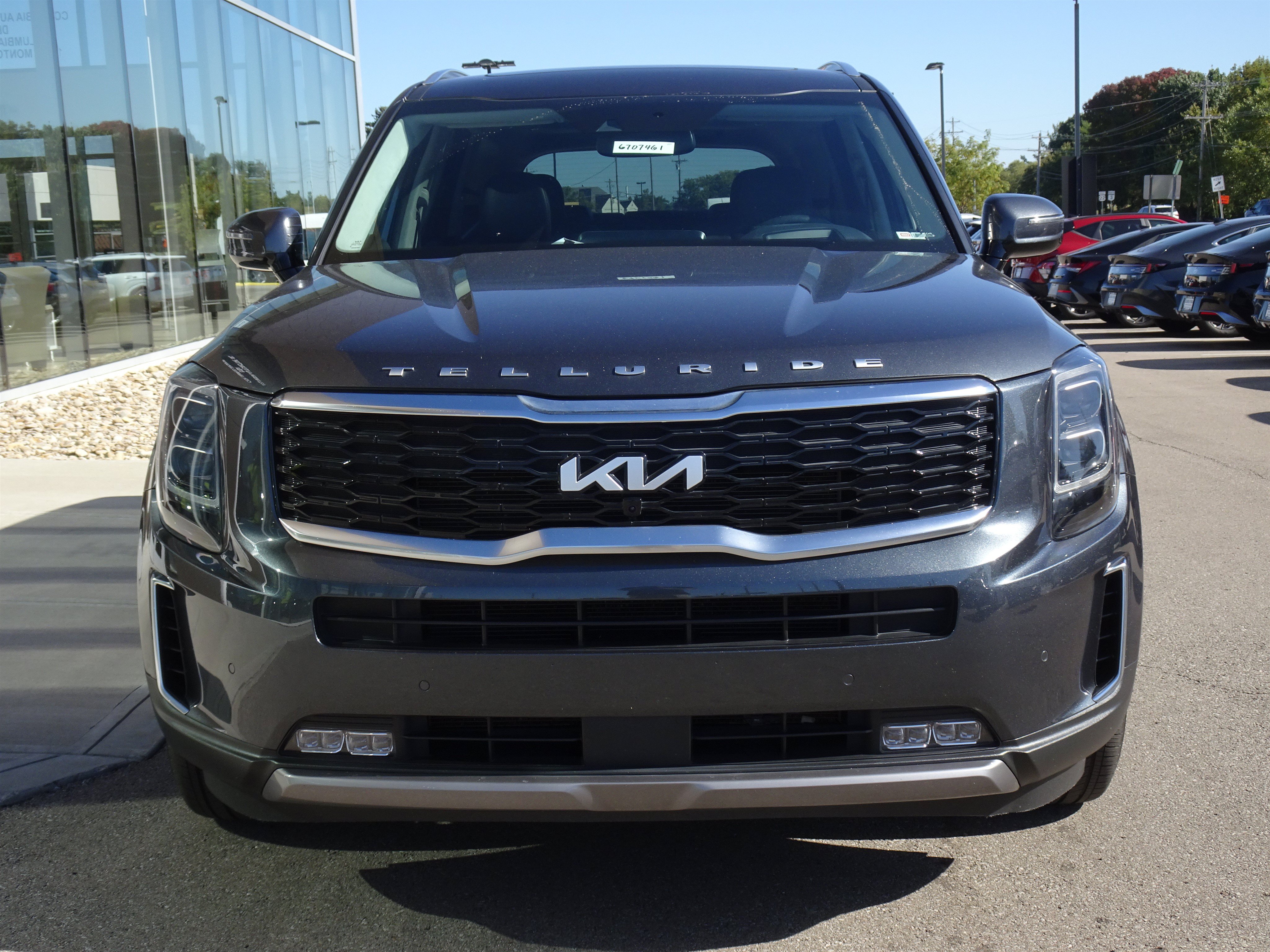 Used 2022 Kia Telluride SX w/ SX Prestige Package AWD/4WD image 7