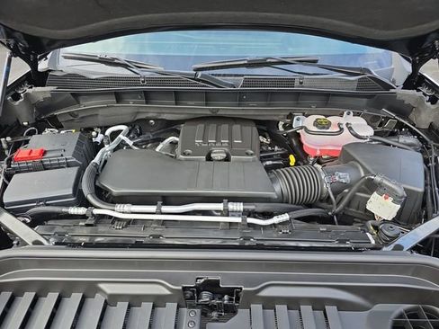 Used 2025 GMC Sierra 1500 Elevation image 29