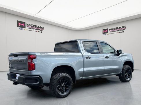Used 2024 Chevrolet Silverado 1500 Custom Trail Boss w/ Dark Appearance Package image 8
