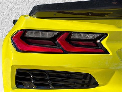Used 2024 Chevrolet Corvette Z06 w/ Stealth Interior Trim Package image 10