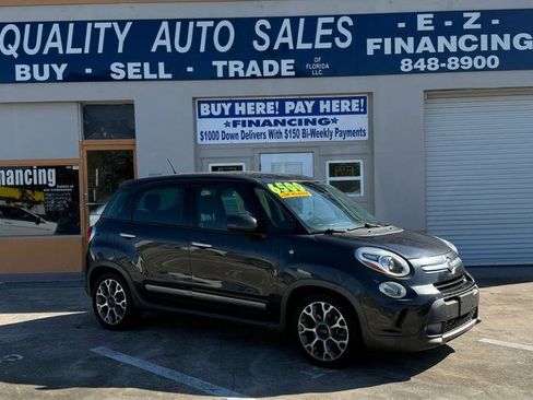 Used 2014 FIAT 500L Trekking w/ Popular Equipment Group image 1