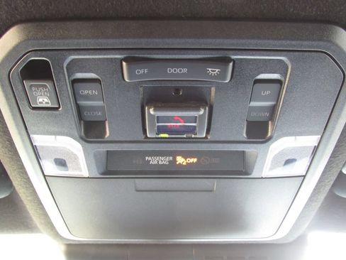 Used 2025 Toyota 4Runner TRD Off-Road Premium w/ Tow Technology Package AWD/4WD image 28