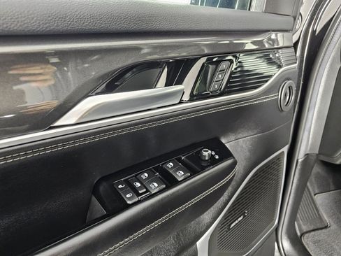 Used 2022 Jeep Wagoneer Series I AWD/4WD image 20
