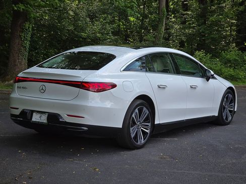 Used 2022 Mercedes-Benz EQS 450+ Sedan image 6