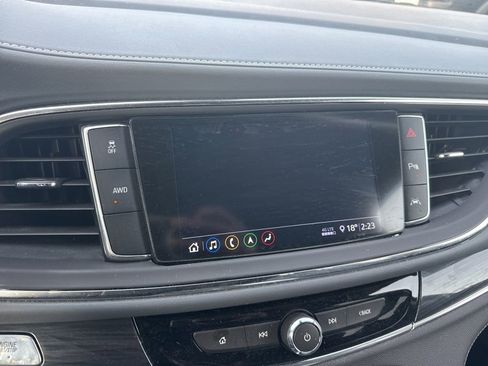 Used 2020 Buick Enclave Premium image 19