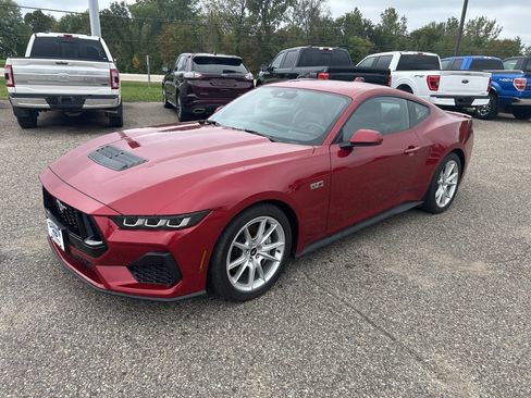 Used 2024 Ford Mustang GT Premium image 3
