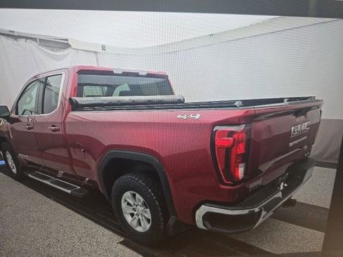 Used 2019 GMC Sierra 1500 SLE AWD/4WD image 4