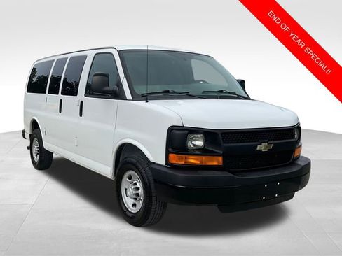 Used 2015 Chevrolet Express 2500 LS image 1