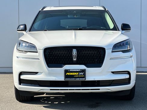 Used 2023 Lincoln Aviator Reserve w/ Equipment Group 201A image 7