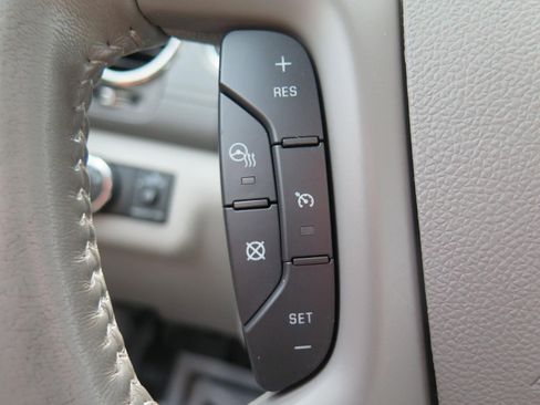 Used 2017 Buick Enclave Premium w/ Experience Buick Package image 13