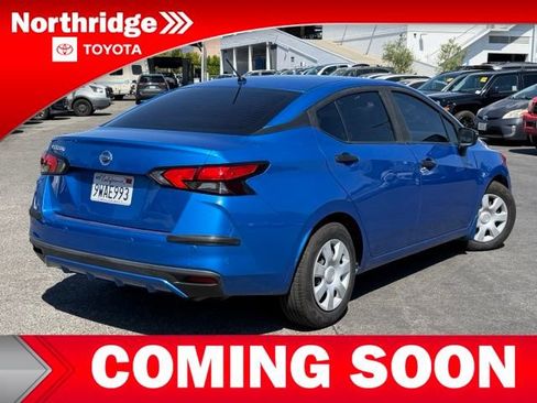 Used 2021 Nissan Versa S FWD image 4
