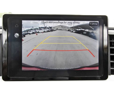 Used 2023 Hyundai Venue Limited w/ Cargo Package FWD image 25