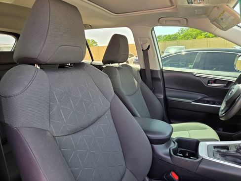 Used 2023 Toyota RAV4 XLE w/ Convenience Package FWD image 14