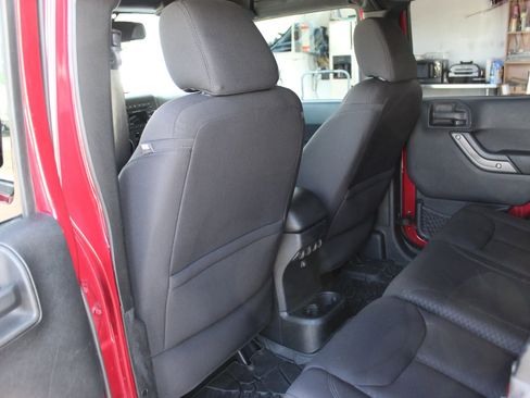 Used 2013 Jeep Wrangler Unlimited Sport AWD/4WD image 19