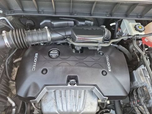 Used 2017 GMC Acadia SLT FWD image 32