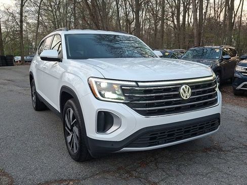 Certified 2024 Volkswagen Atlas SE AWD/4WD image 2