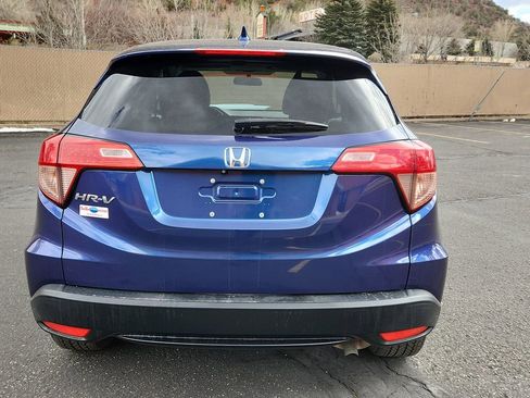 Used 2017 Honda HR-V EX image 11