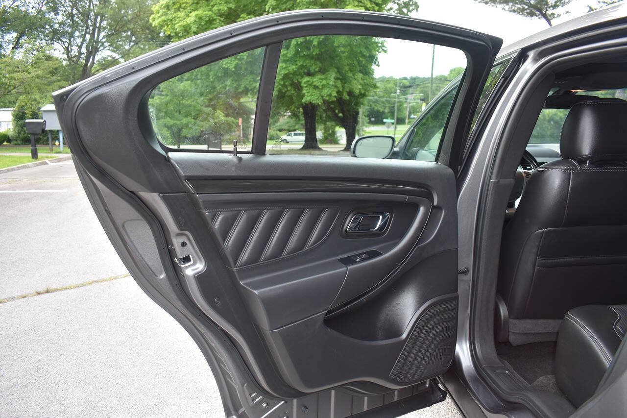 Used 2013 Ford Taurus SHO AWD/4WD image 18