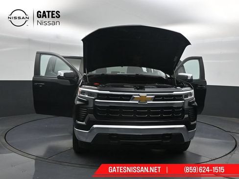 Used 2023 Chevrolet Silverado 1500 LT AWD/4WD image 57