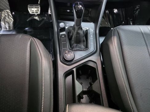 Certified 2023 Volkswagen Tiguan SE AWD/4WD image 23