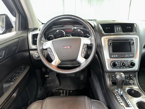 Used 2017 GMC Acadia Limited SLT image 2