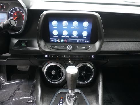 Used 2023 Chevrolet Camaro LT w/ Technology Package RWD image 21