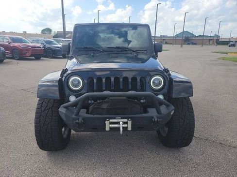 Used 2013 Jeep Wrangler Unlimited Sahara w/ Connectivity Group AWD/4WD image 2