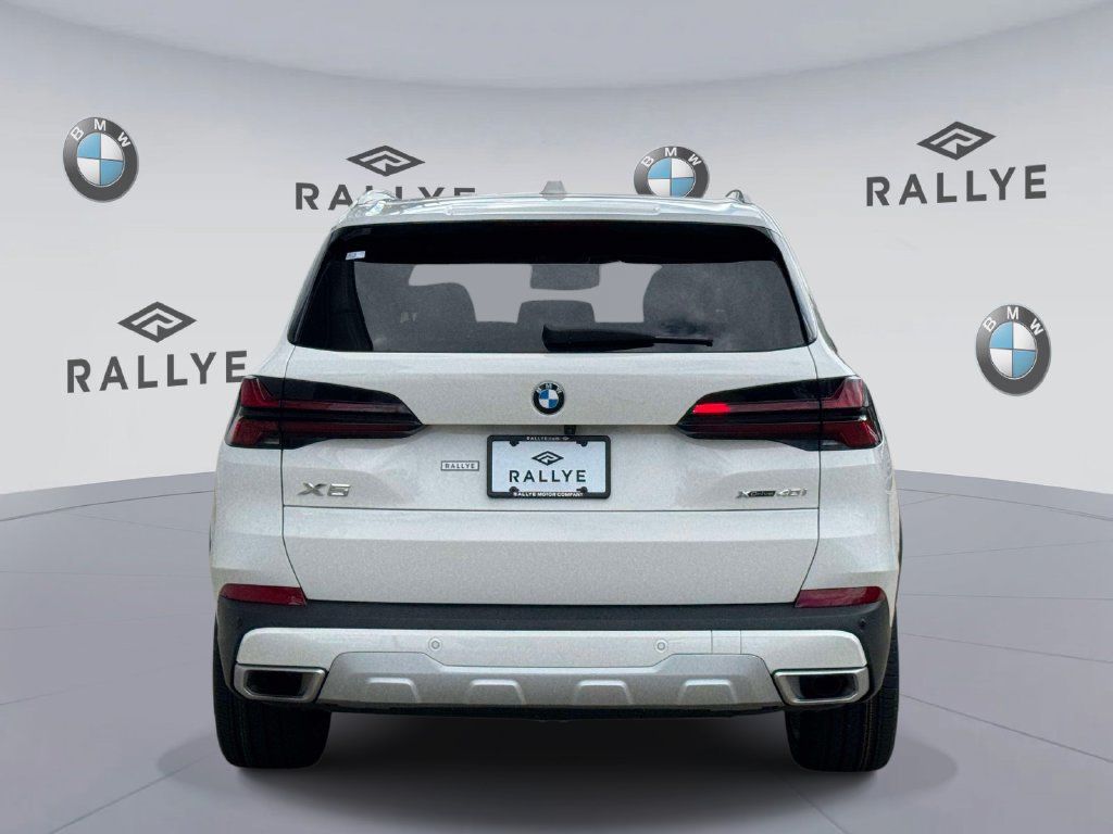 Certified 2024 BMW X5 xDrive40i w/ Premium Package AWD/4WD image 6