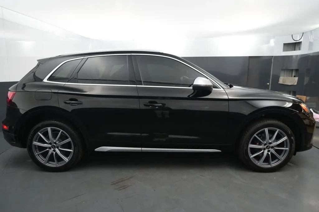 Used 2022 Audi SQ5 Premium Plus w/ Premium Plus Package AWD/4WD image 6