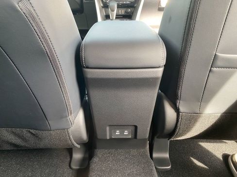 New 2026 Mitsubishi Eclipse Cross SE image 28