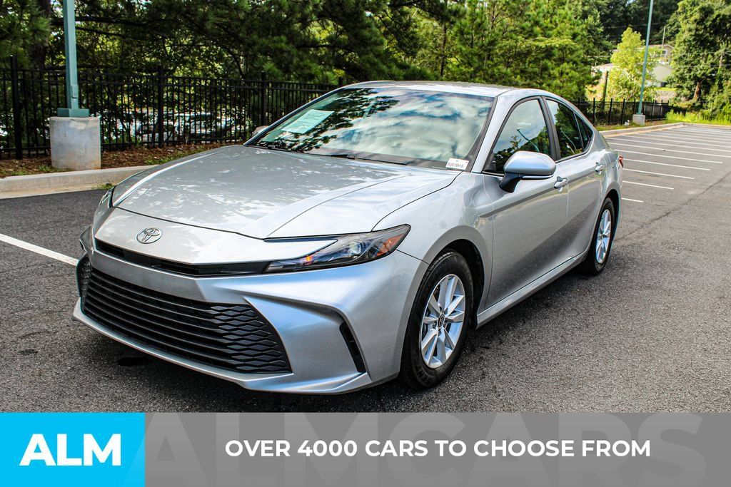 Used 2025 Toyota Camry LE FWD image 2