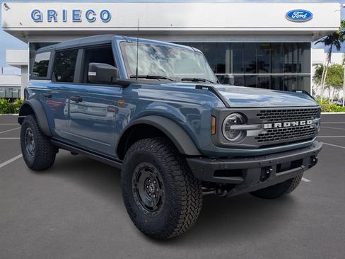 New 2025 Ford Bronco Badlands image 1