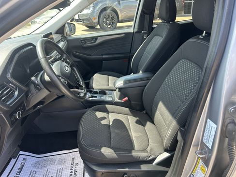 Used 2023 Ford Escape Active w/ Cold Weather Package FWD image 16