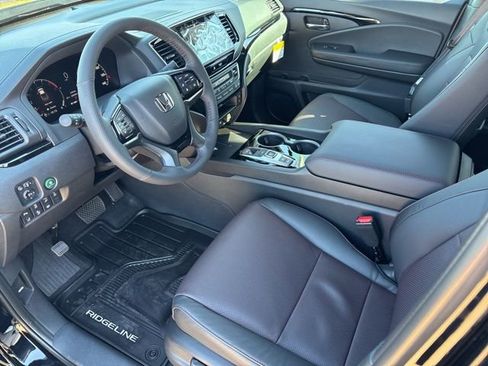New 2026 Honda Ridgeline Black Edition image 10
