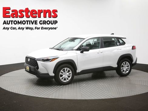 Used 2024 Toyota Corolla Cross L AWD/4WD image 56