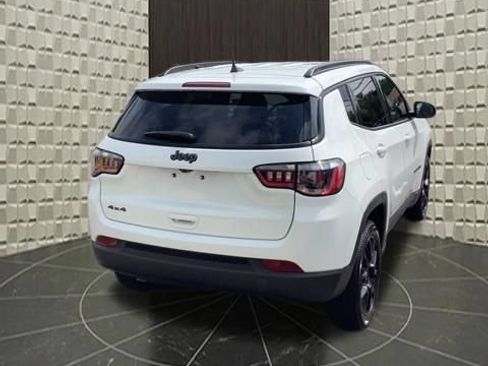 Certified 2025 Jeep Compass Latitude w/ Convenience Group AWD/4WD image 5