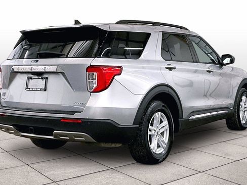 Certified 2021 Ford Explorer XLT w/ Equipment Group 202A image 11