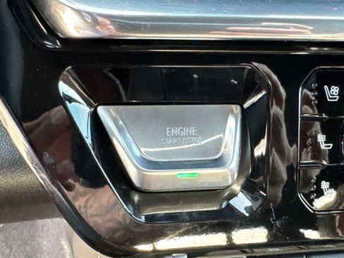 New 2026 GMC Sierra 3500 Denali Ultimate w/ LPO, Black Badging Package image 33