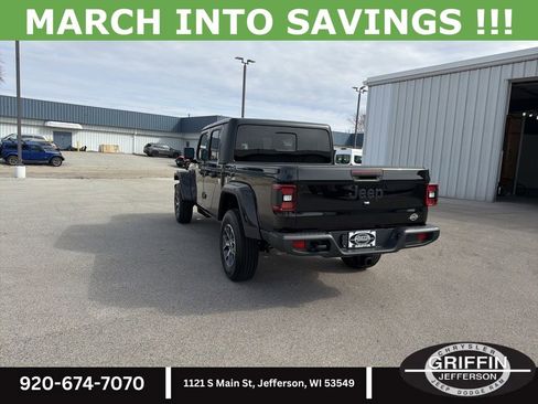 New 2026 Jeep Gladiator Sport image 12