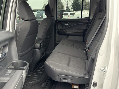 Used 2024 Honda Ridgeline Sport image 21