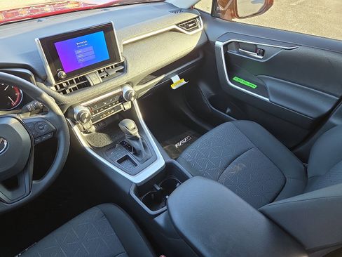 New 2025 Toyota RAV4 XLE image 11