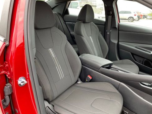 New 2026 Hyundai Elantra SEL Sport Premium FWD image 30