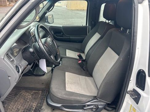 Used 2011 Ford Ranger XLT image 12