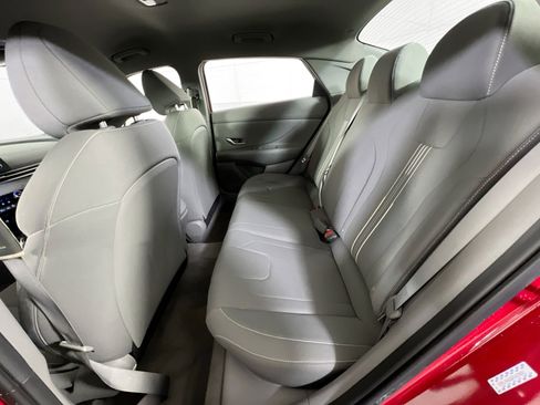 Used 2023 Hyundai Elantra SEL FWD image 22